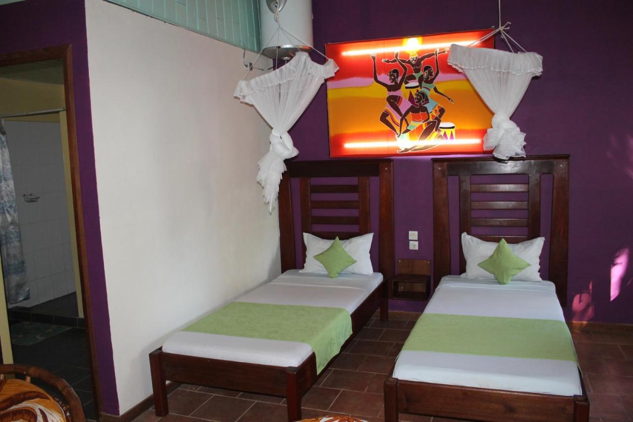 Hotel De La Baie Antsiranana Екстериор снимка