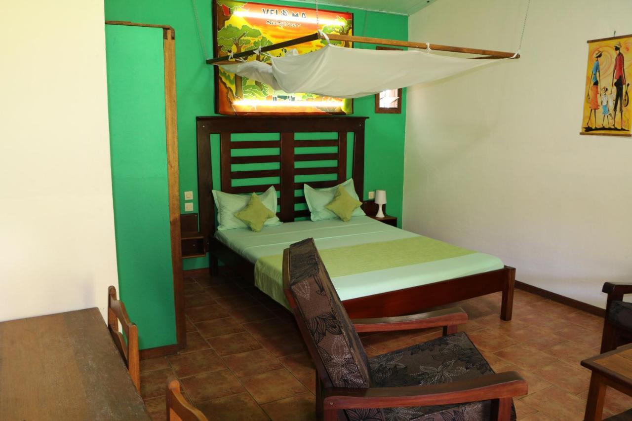 Hotel De La Baie Antsiranana Екстериор снимка